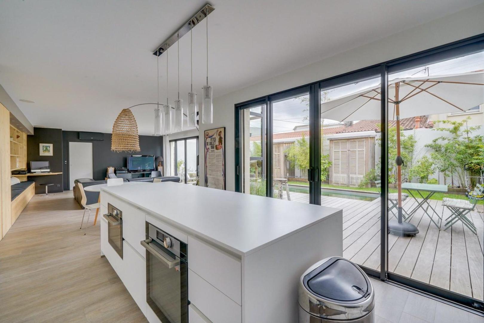 Spacious Bordeaux Family Home With Swimming Pool Zewnętrze zdjęcie